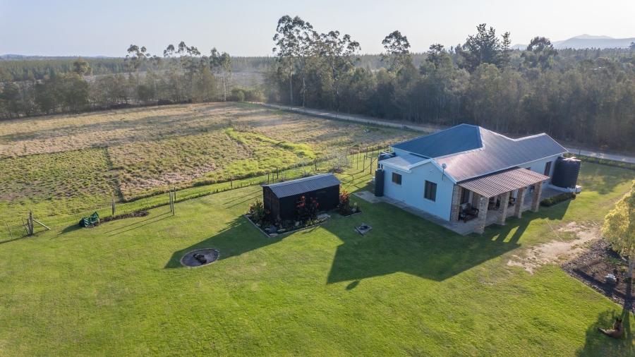 Commercial Property for Sale in Kraaibos Western Cape